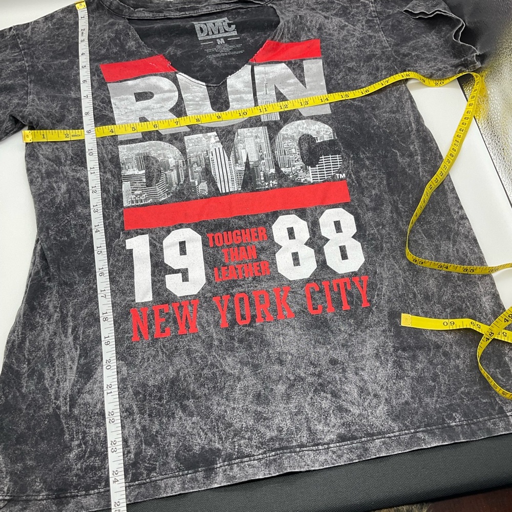 NWOT RUN DMC TOUGHER THAN LEATHER ACID WASH T SHIRT - Picture 3 of 4